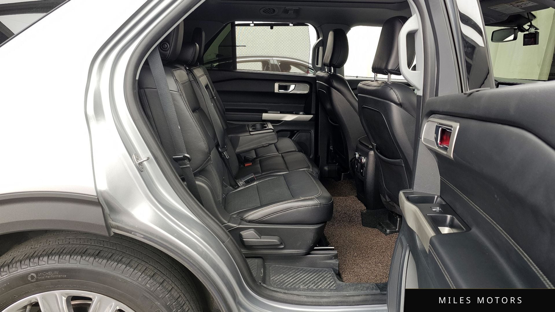 Ford Explorer 2020 — миниатюра 12