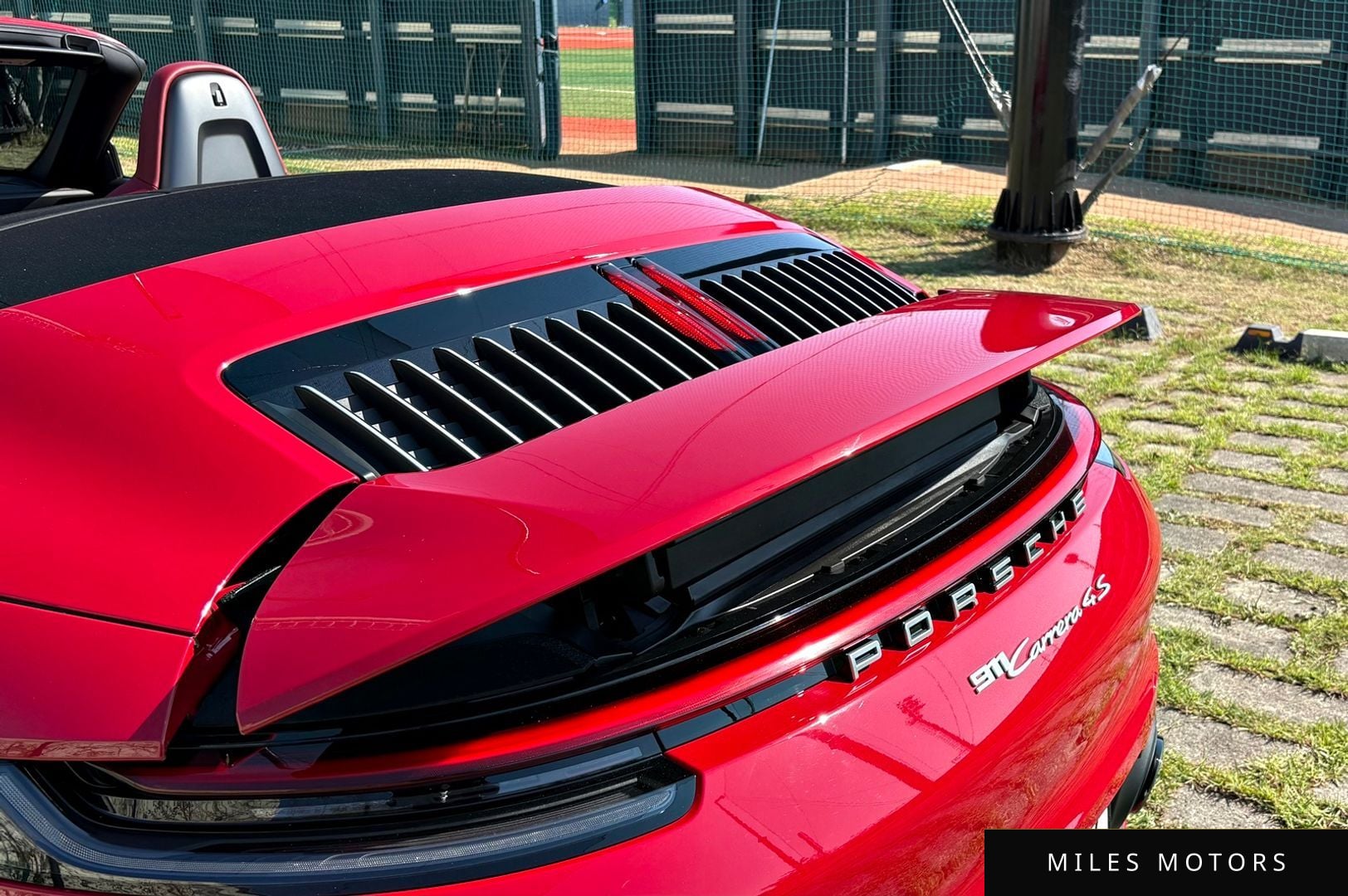 Porsche 911 (992) 2020 — миниатюра 9