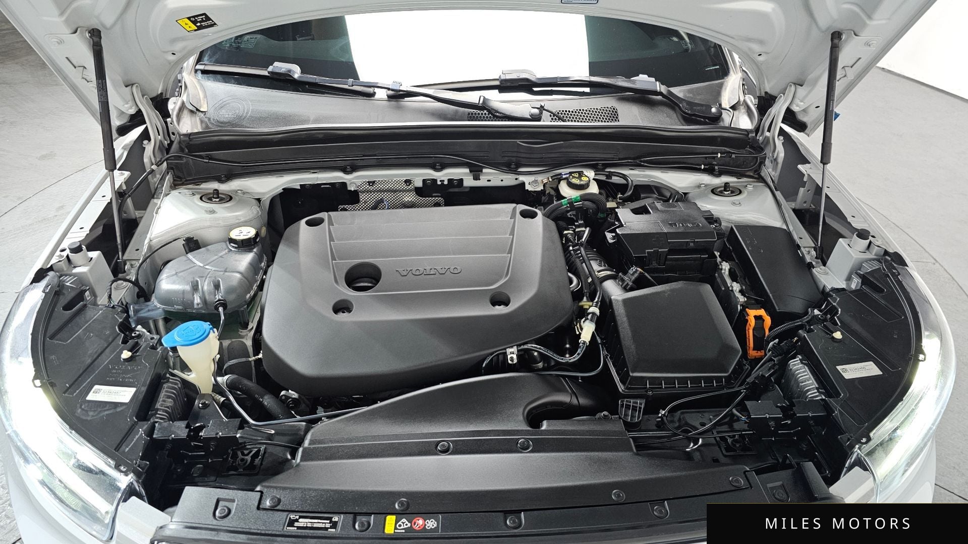Volvo XC40 2022 — миниатюра 5