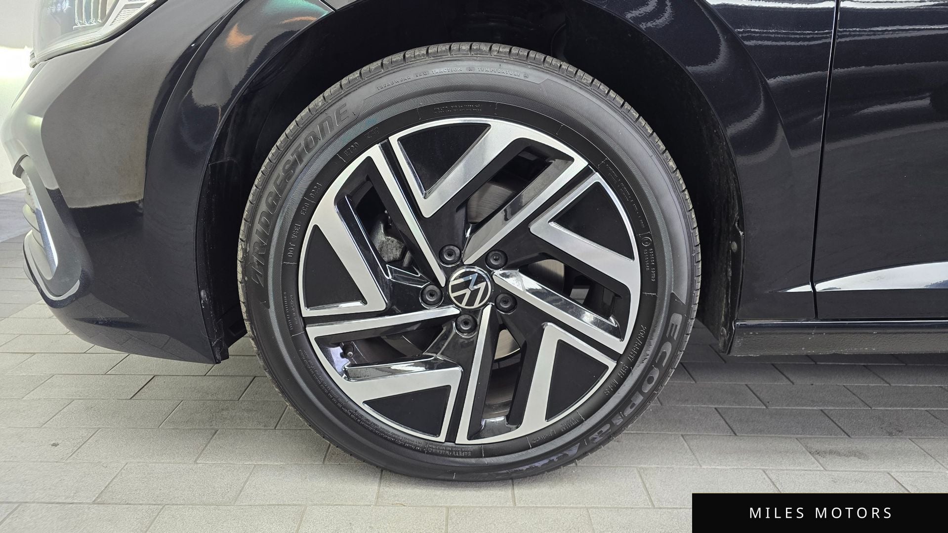 Volkswagen Jetta 2024 — миниатюра 5