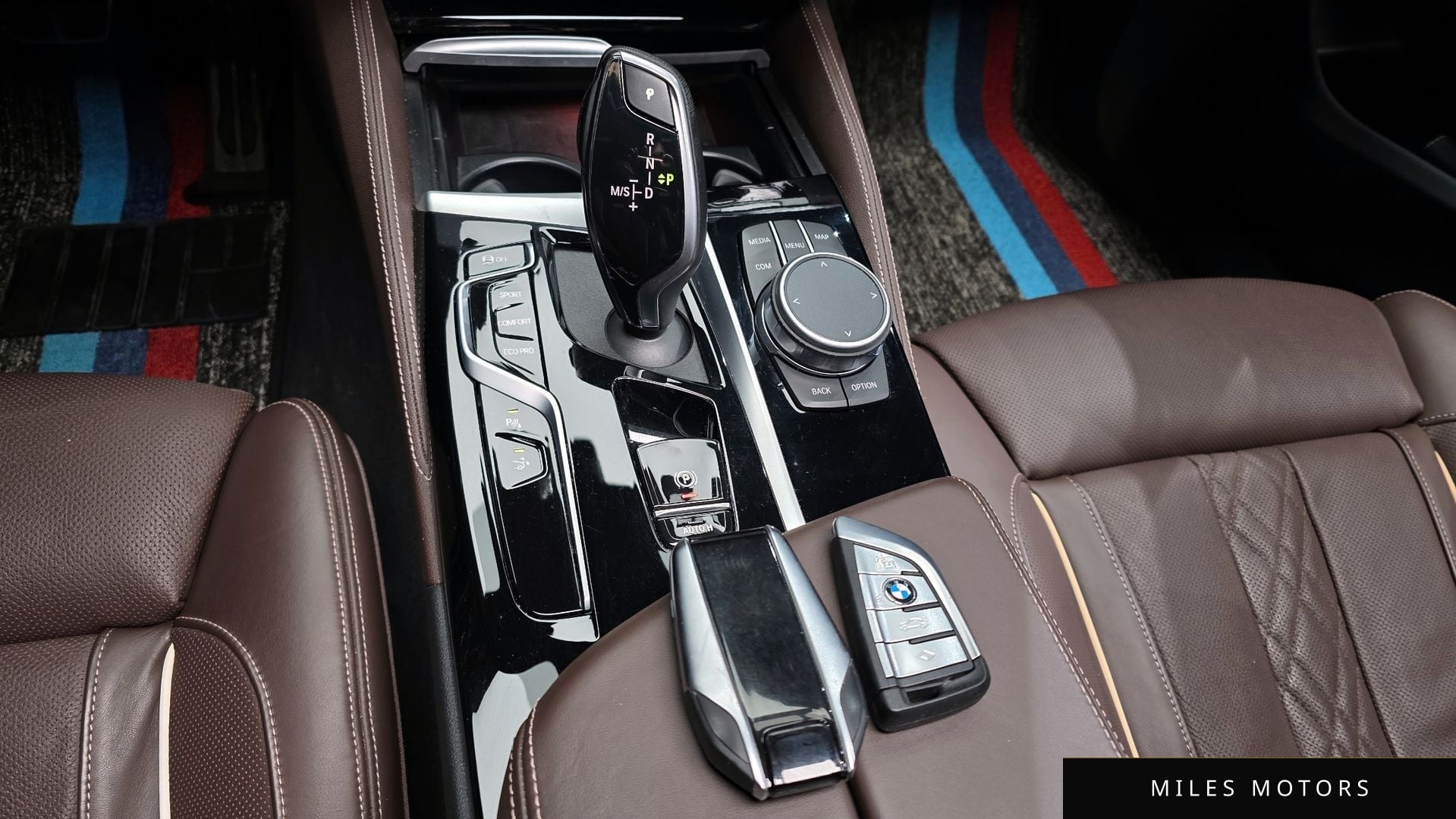 BMW 6시리즈 GT (G32) 2022 — миниатюра 9