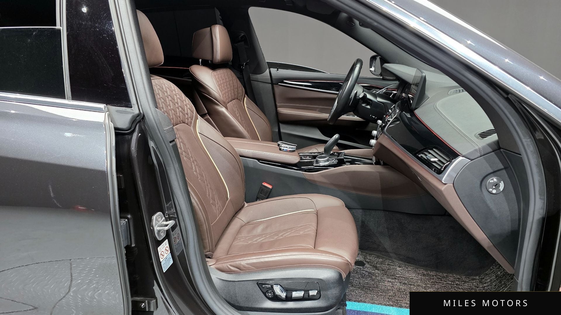 BMW 6시리즈 GT (G32) 2022 — миниатюра 11
