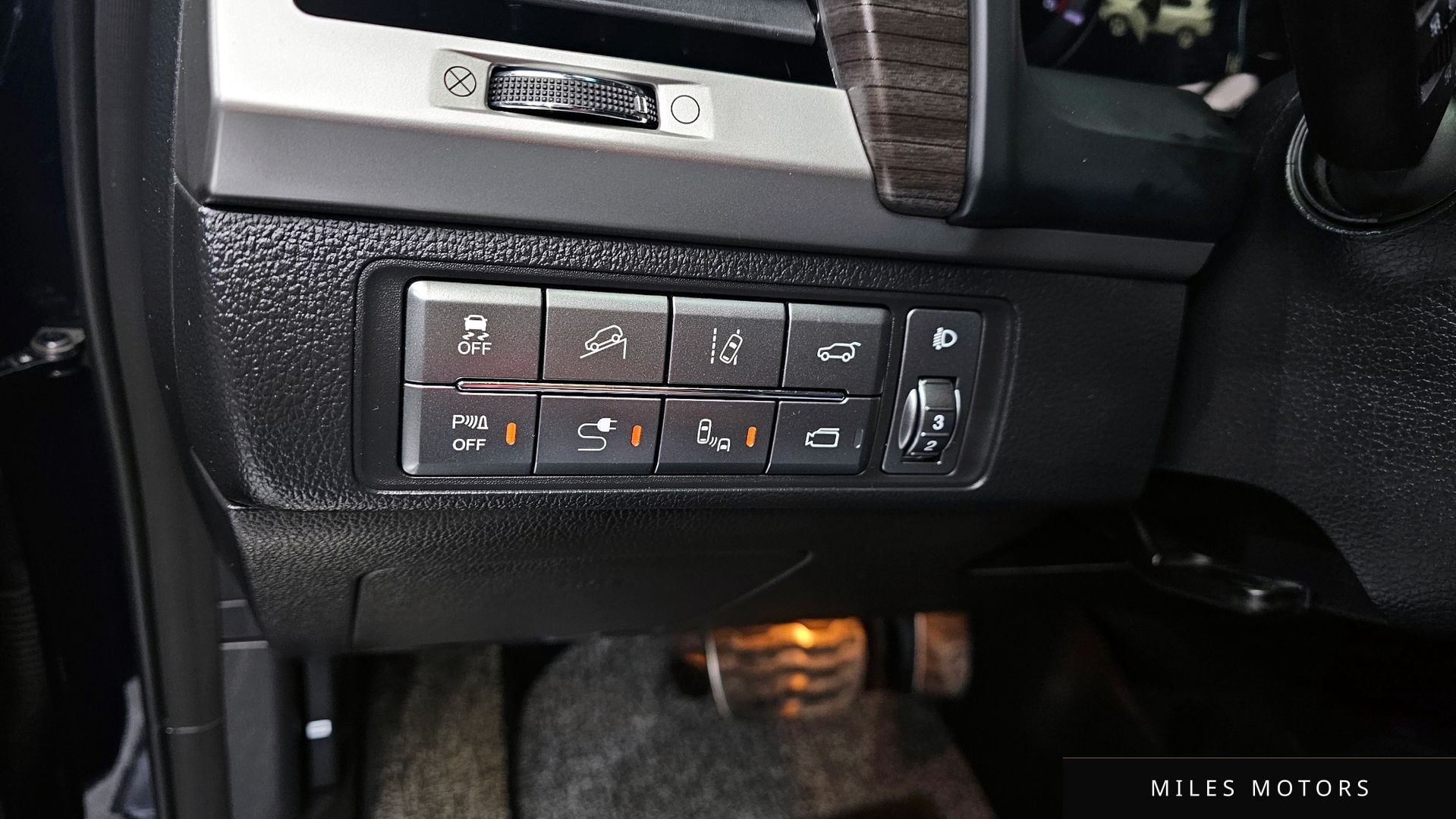 KG Mobility Rexton 2018 — миниатюра 14