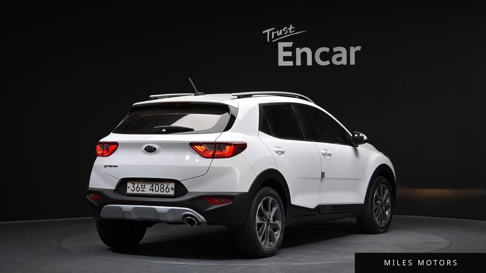 Kia 스토닉 2018 — миниатюра 2