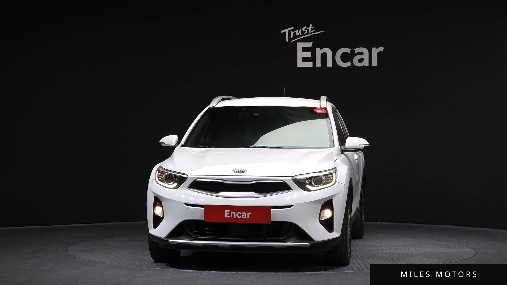 Kia 스토닉 2018 — миниатюра 3