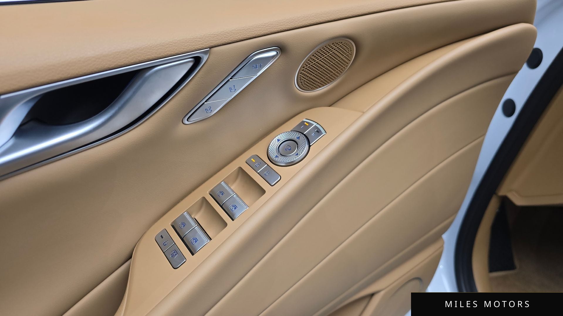 Genesis G80 (RG3) 2025 — миниатюра 17