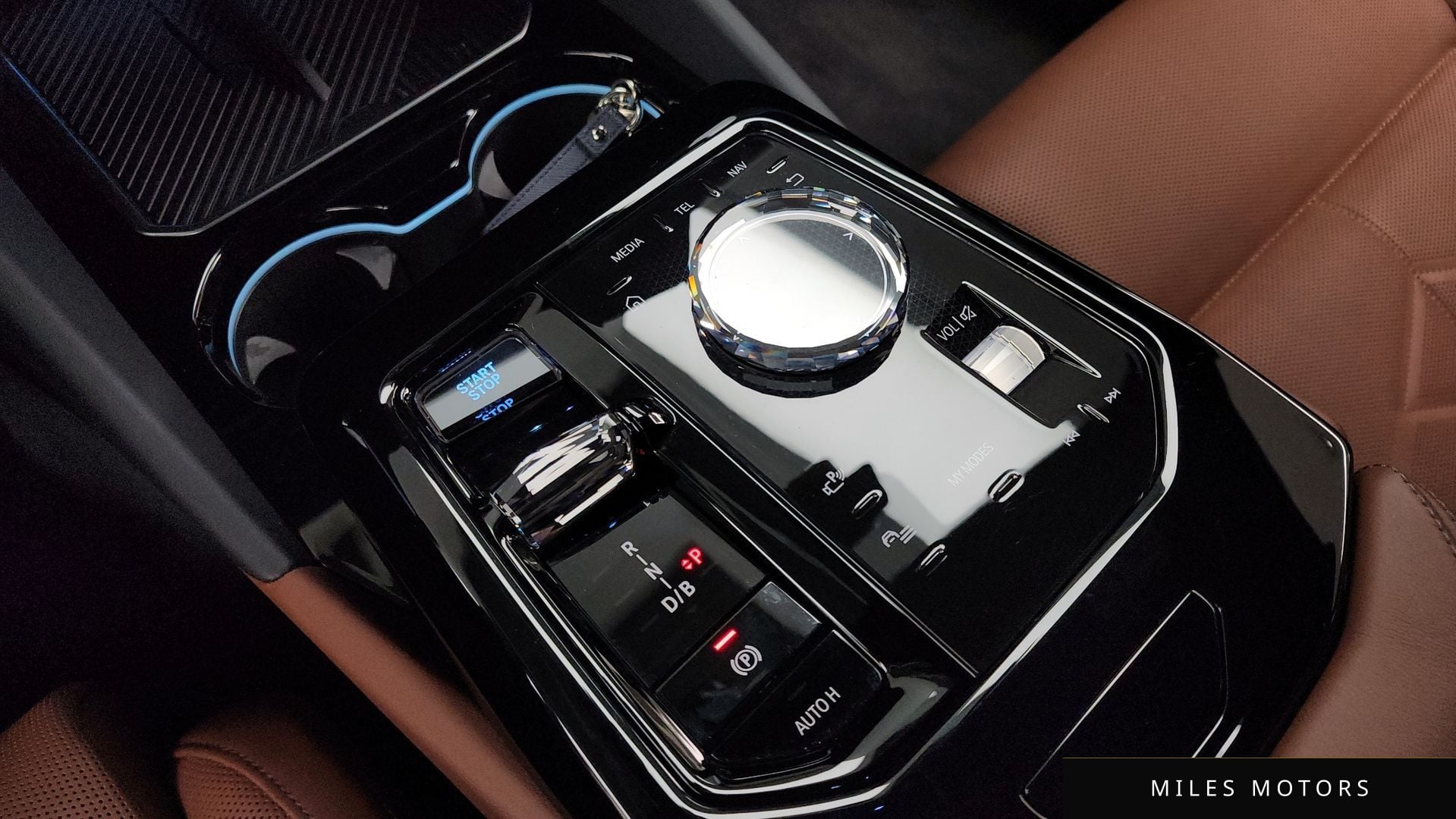BMW i5 (G60) 2024 — миниатюра 9