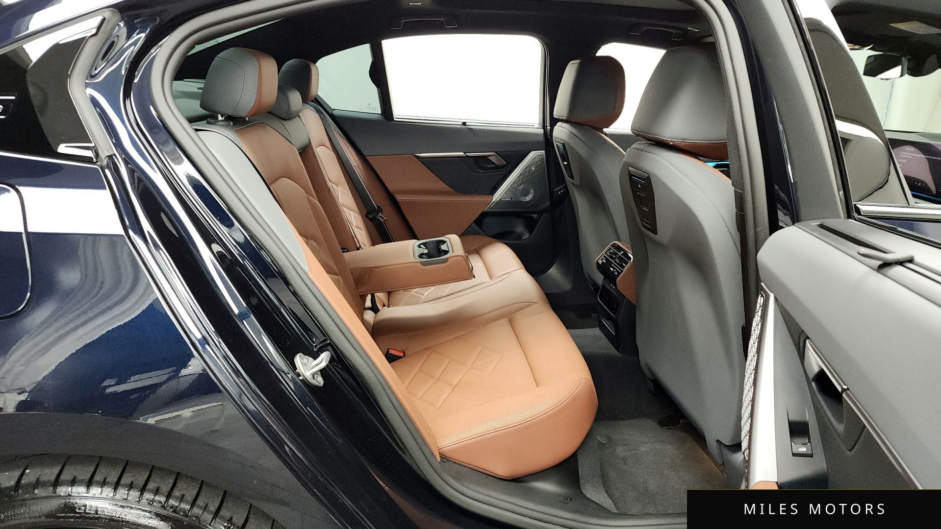 BMW i5 (G60) 2024 — миниатюра 12