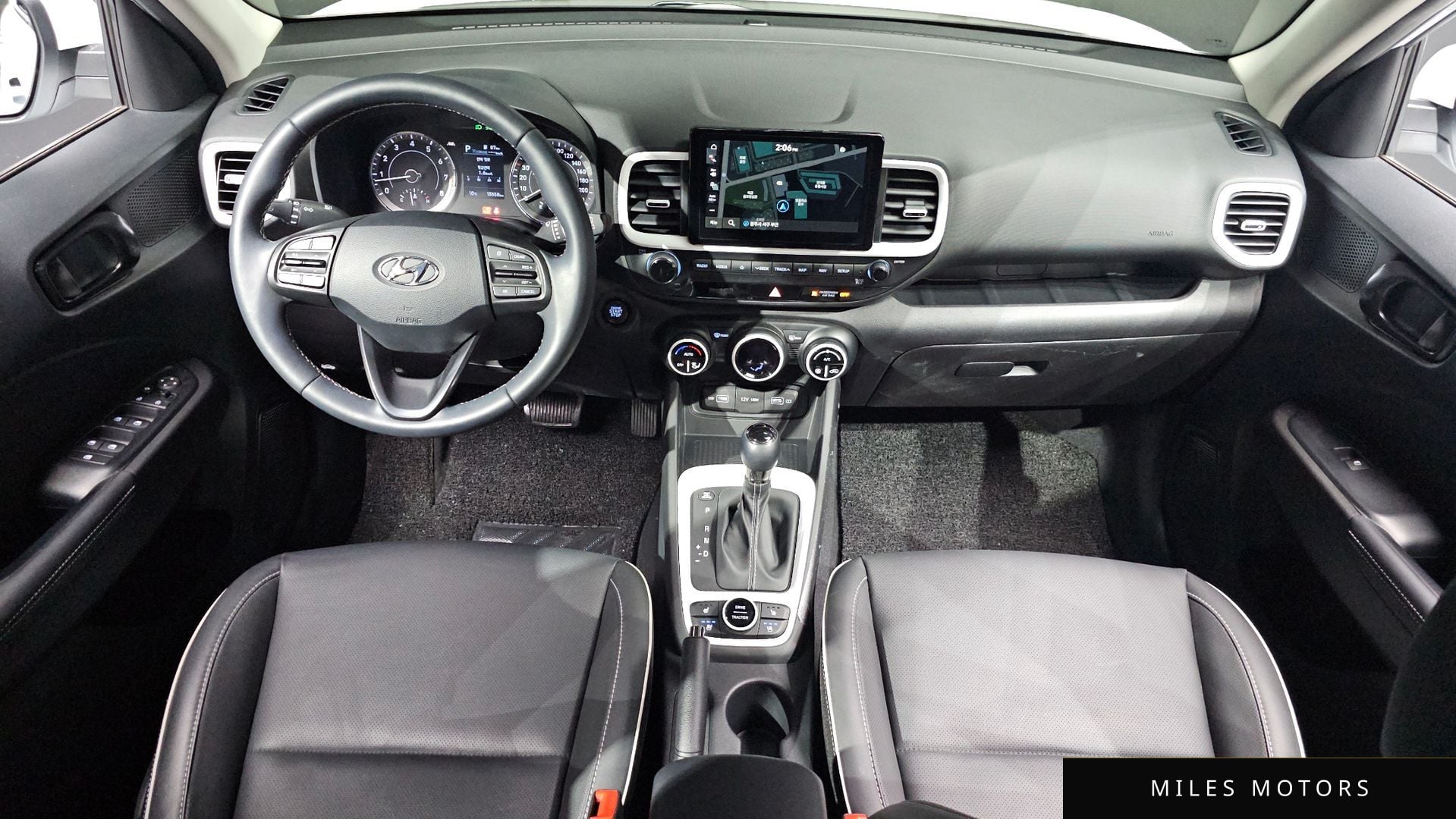 Hyundai Venue 2022 — миниатюра 7