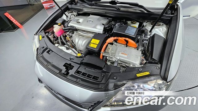 Лексус ES300h 2013 — миниатюра 6