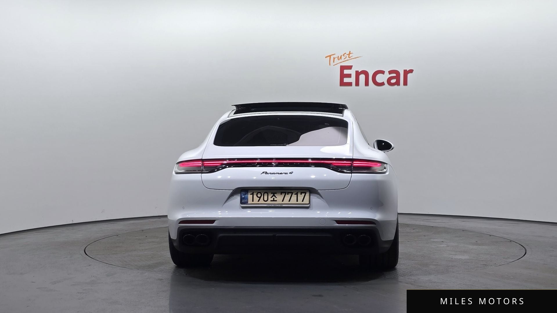 Porsche Panamera 2022 — миниатюра 4