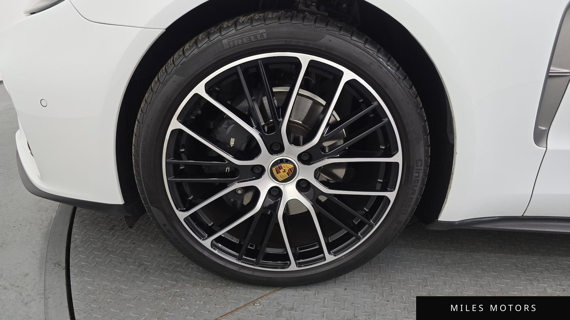 Porsche Panamera 2022 — миниатюра 5