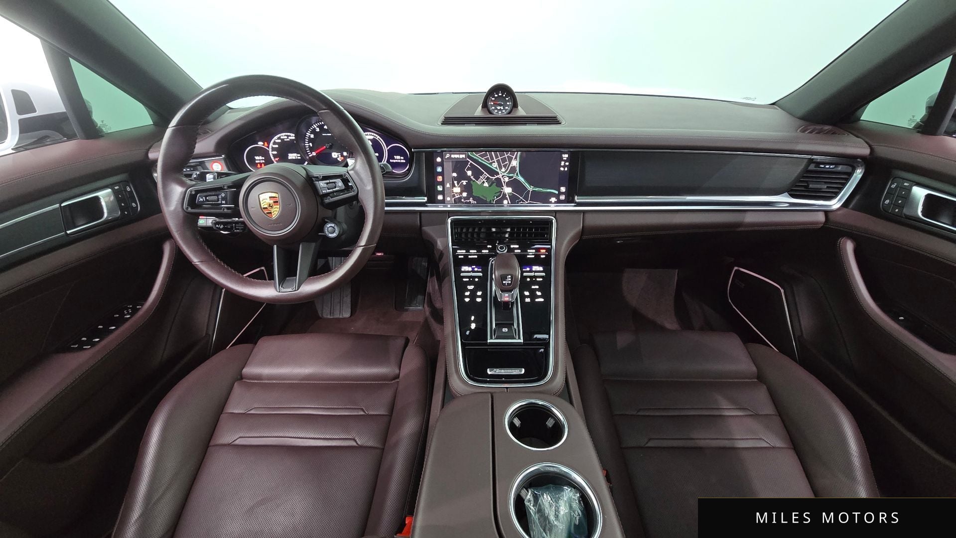 Porsche Panamera 2022 — миниатюра 7