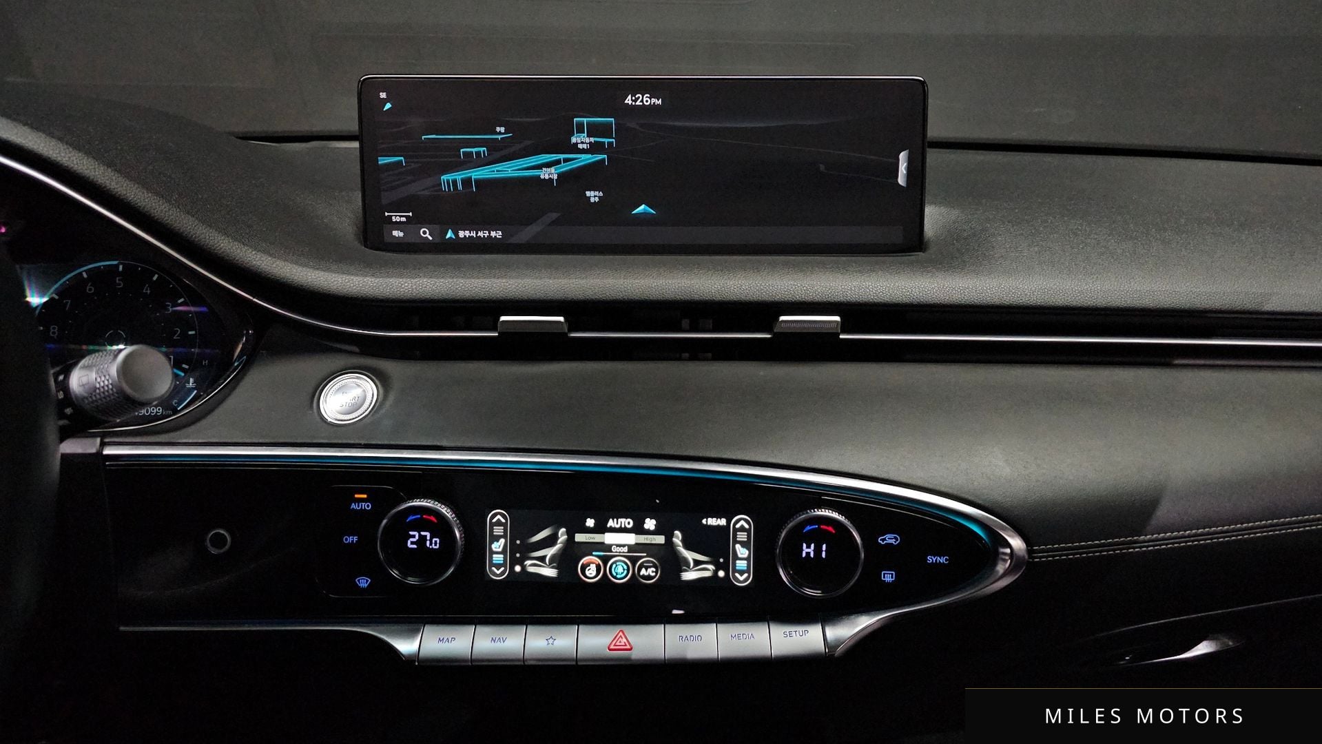 Genesis GV70 2022 — миниатюра 12