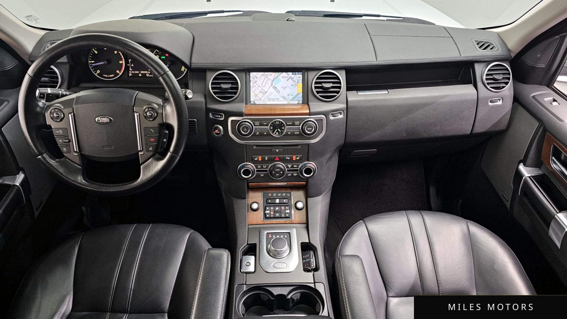 Land Rover Discovery 2016 — миниатюра 7