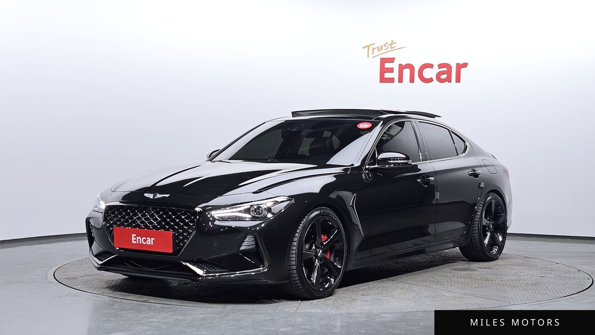 Genesis G70 2019 — фото 1 из 12