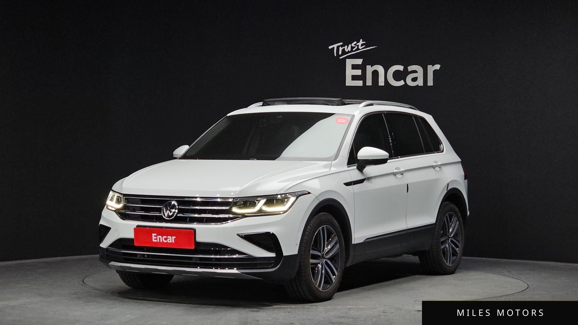 Volkswagen Tiguan 2022 — фото 1 из 12