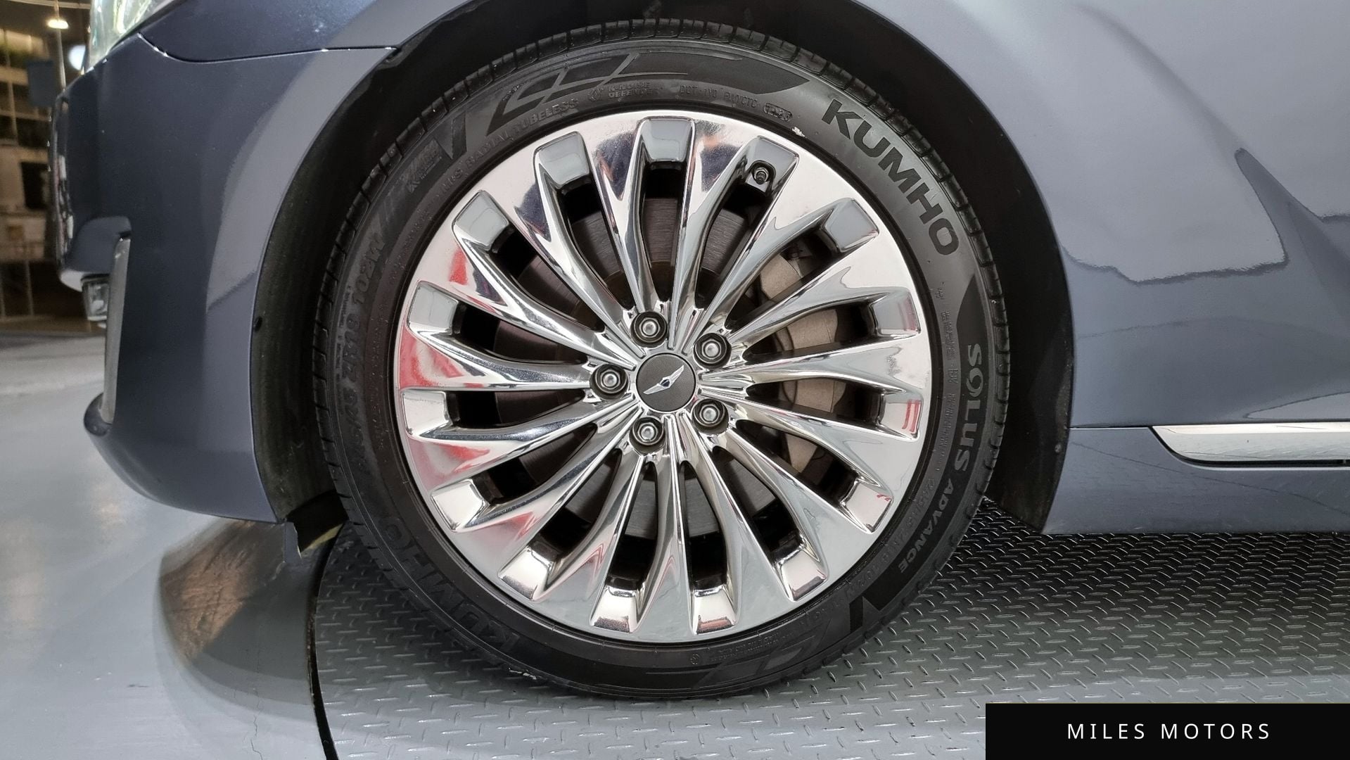 Genesis EQ900 2016 — миниатюра 5