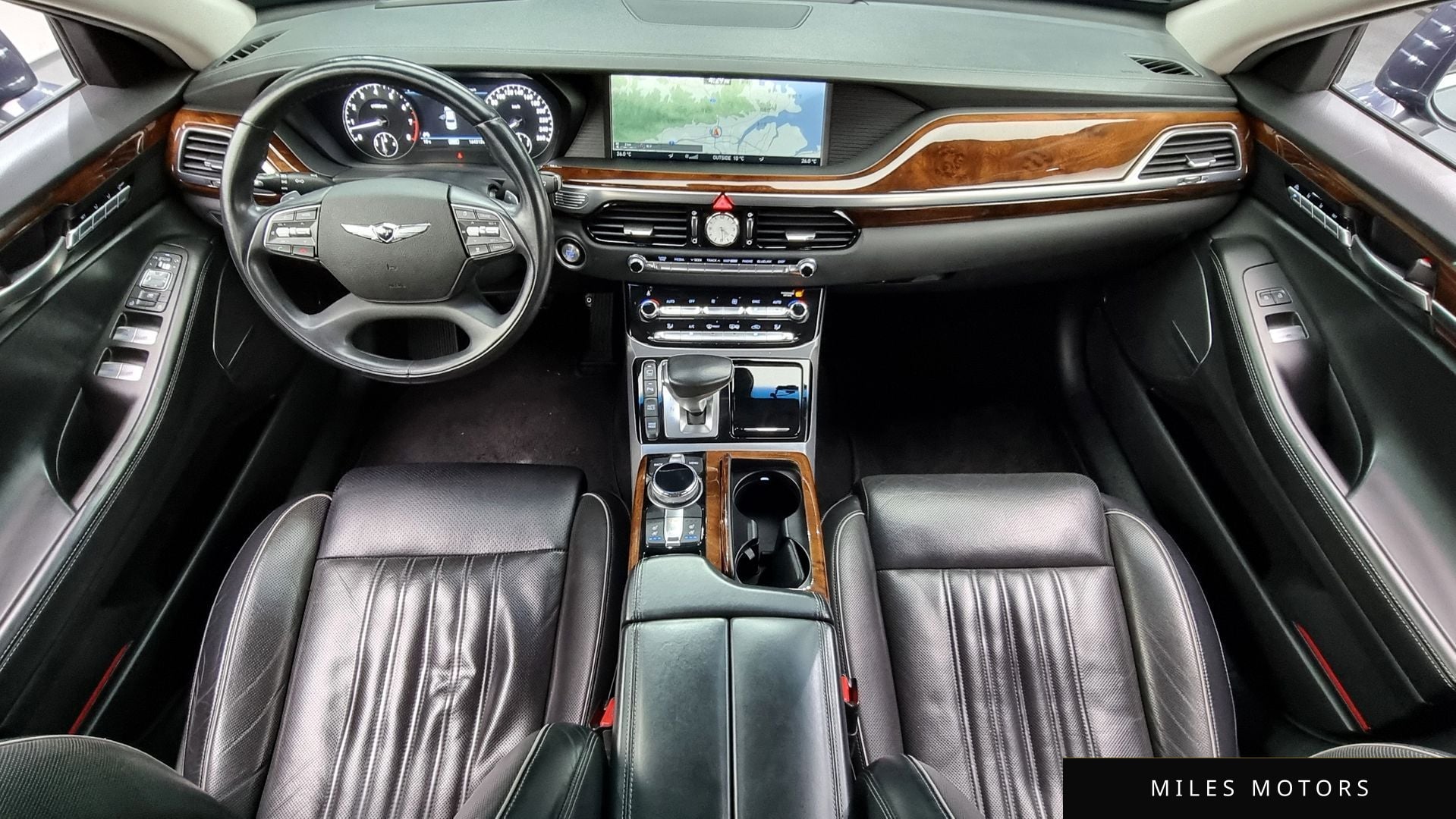 Genesis EQ900 2016 — миниатюра 7