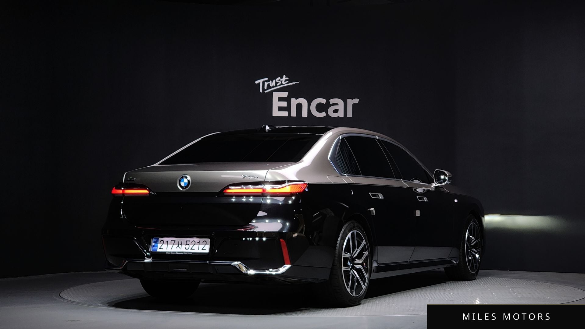 BMW 7시리즈 (G70) 2024 — миниатюра 2