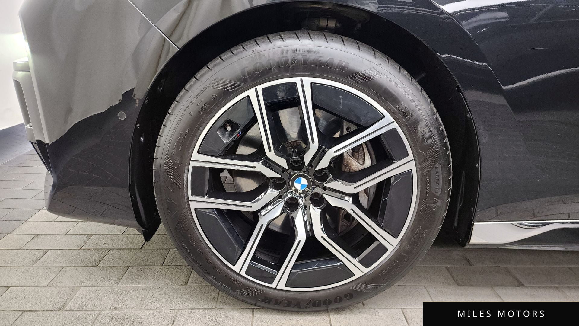 BMW 7시리즈 (G70) 2024 — миниатюра 5