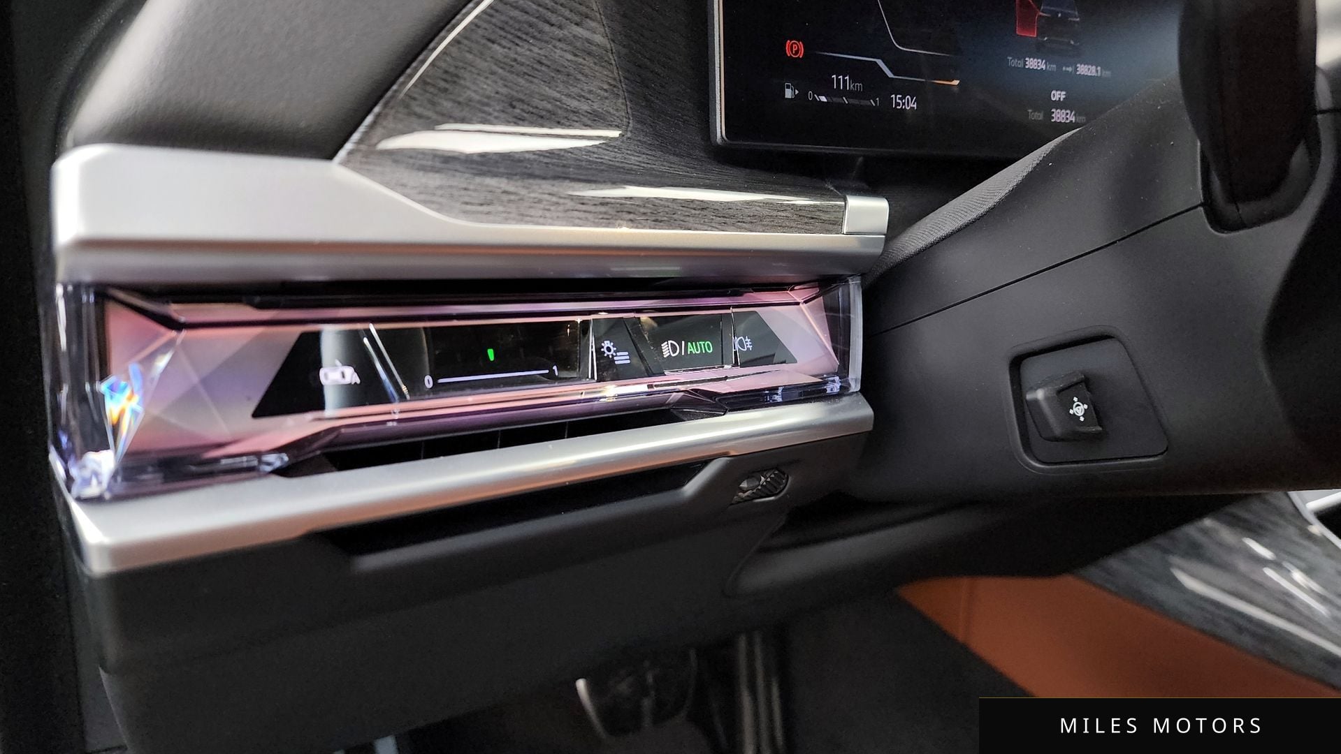 BMW 7시리즈 (G70) 2024 — миниатюра 16