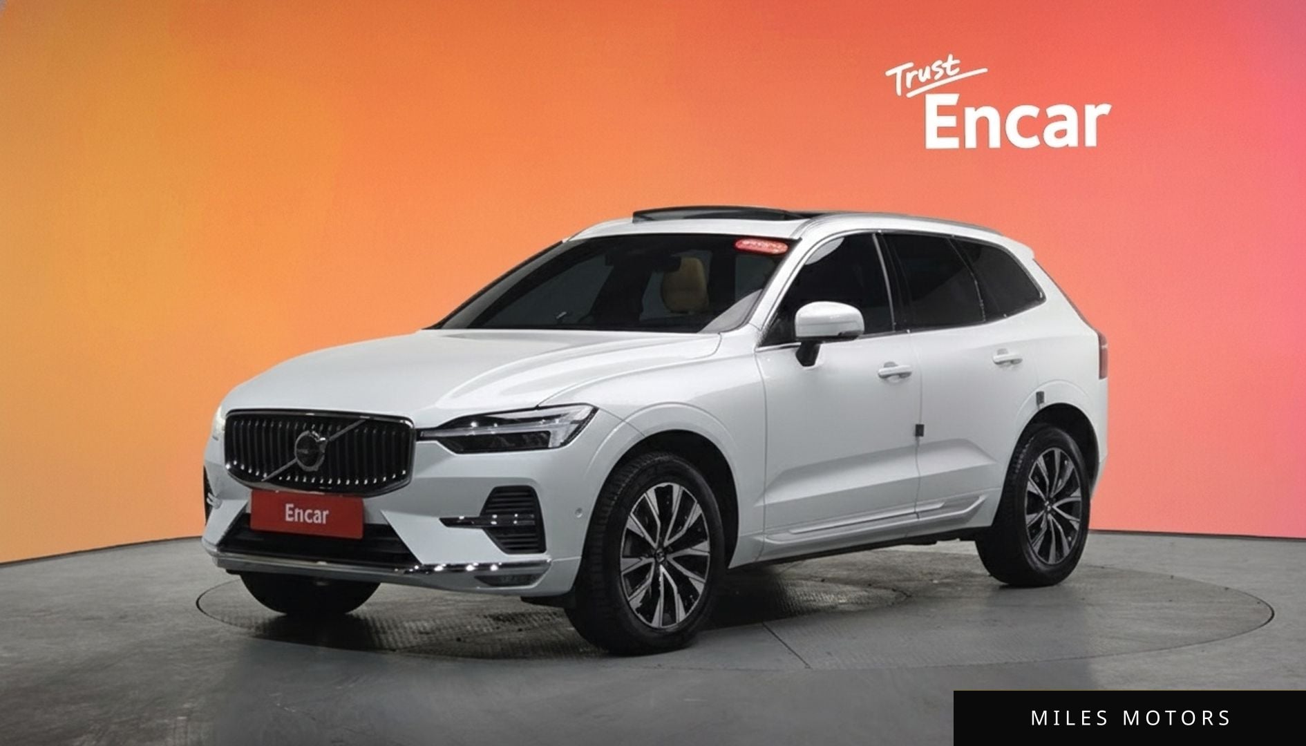 Volvo XC60 2023 — миниатюра 10