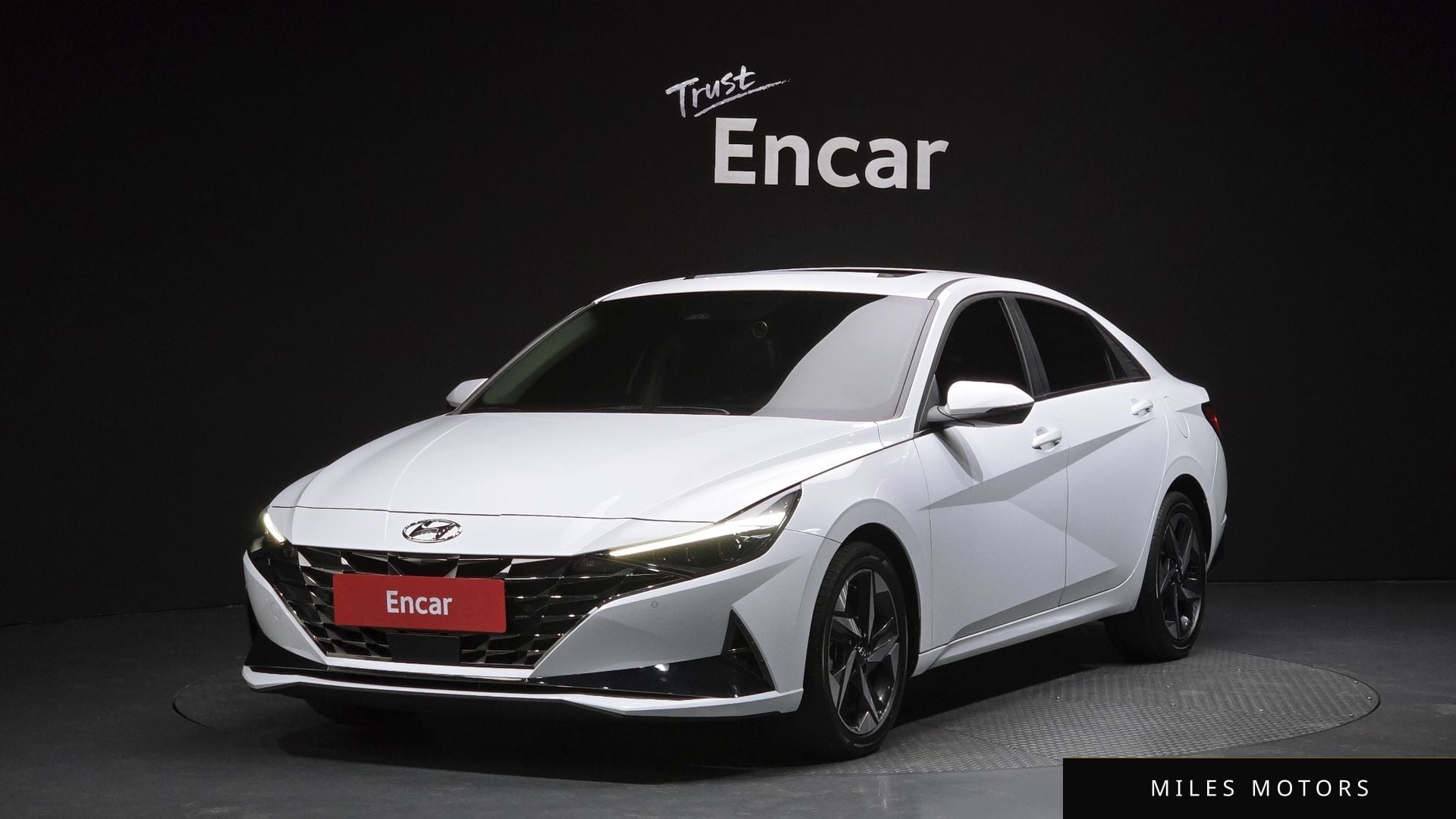 Hyundai AVANTE 2022 — фото 1 из 12