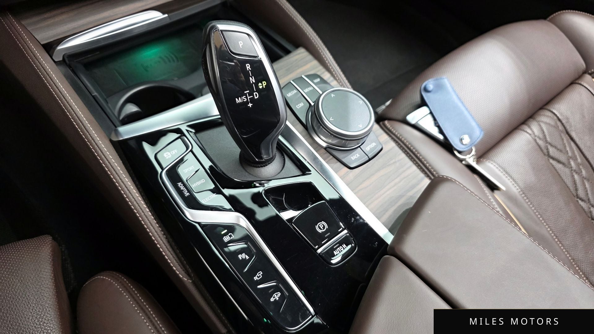 BMW 5 Series (G30) 2021 — миниатюра 9