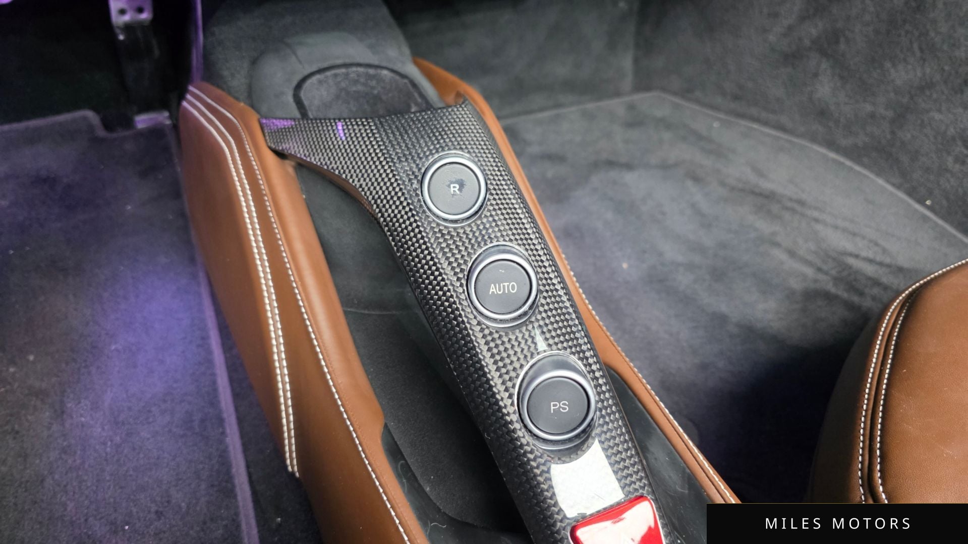 Ferrari 488 스파이더 2017 — миниатюра 9