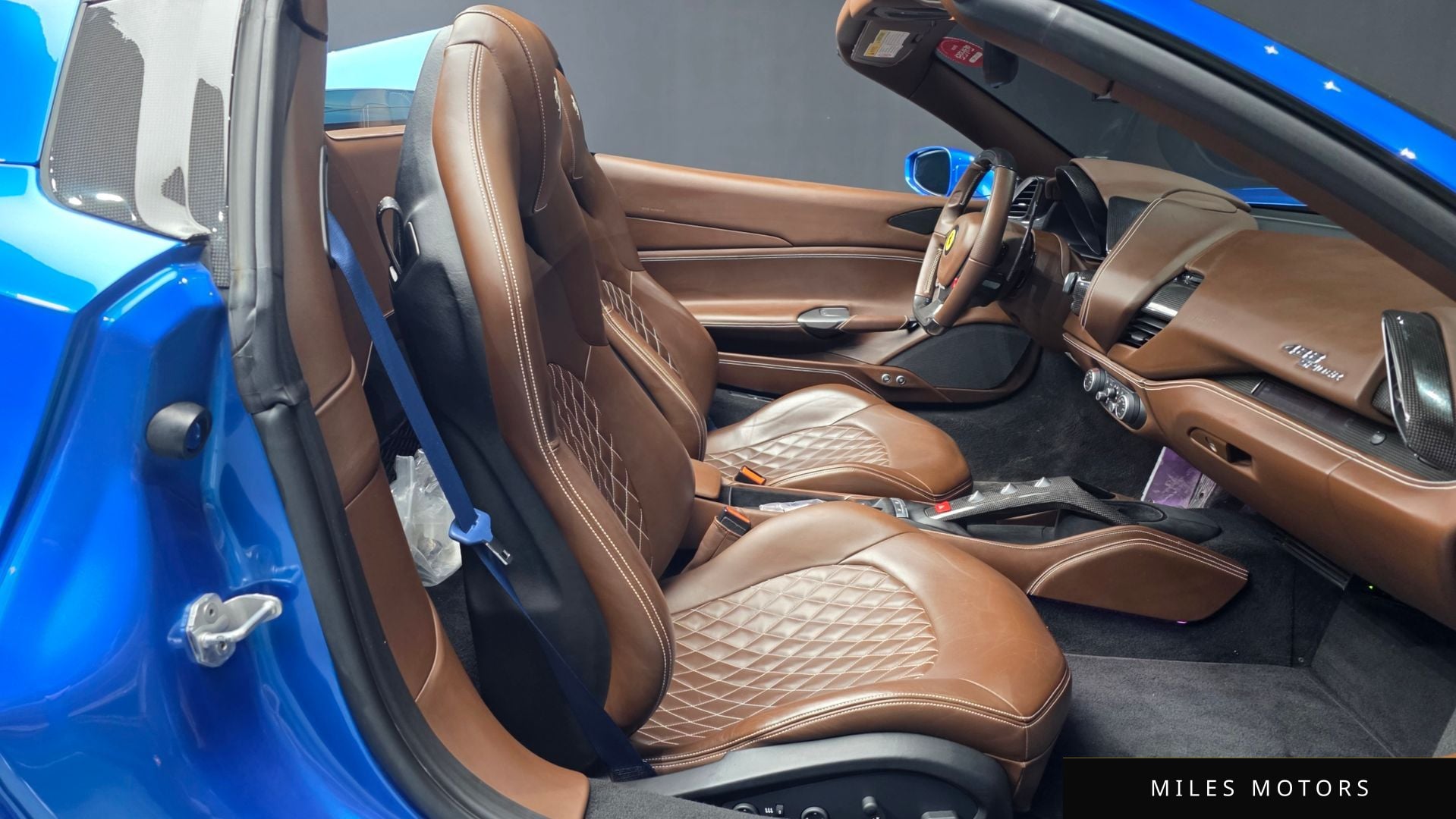 Ferrari 488 스파이더 2017 — миниатюра 11