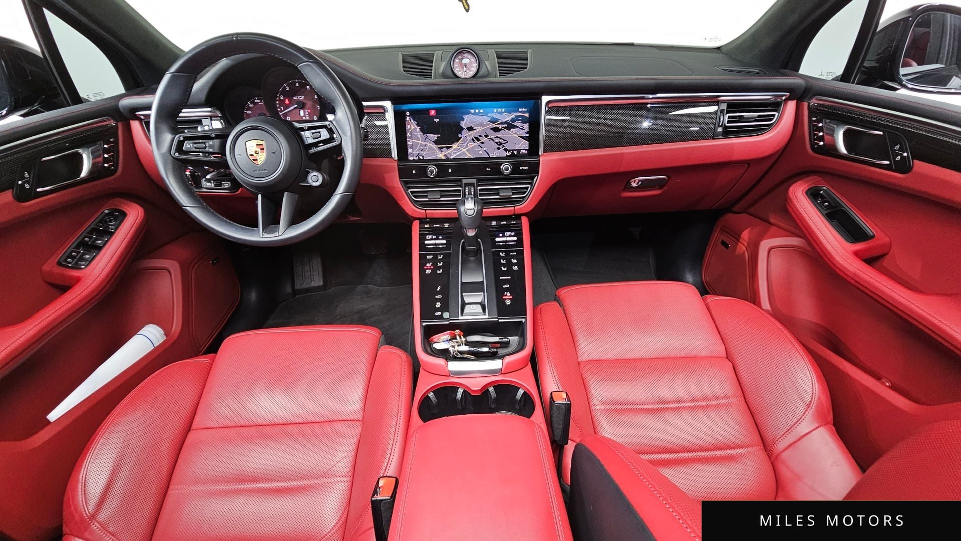 Porsche Macan 2023 — миниатюра 7
