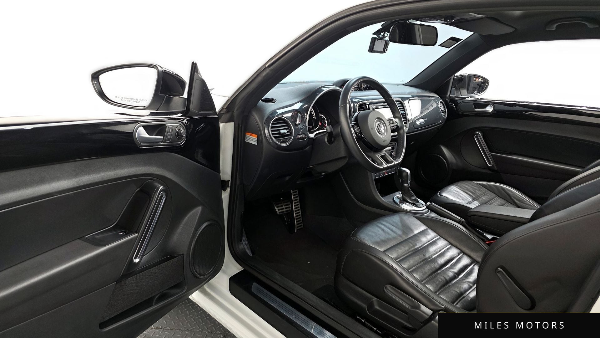 Volkswagen Beetle 2015 — миниатюра 11