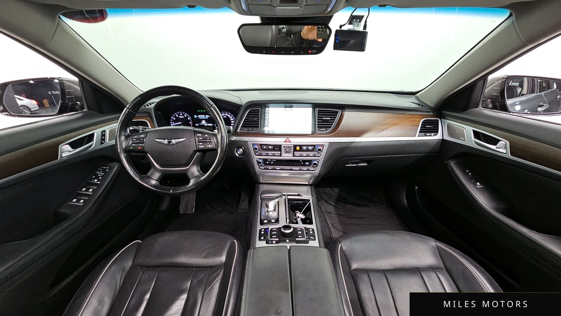 Genesis G80 2017 — миниатюра 7