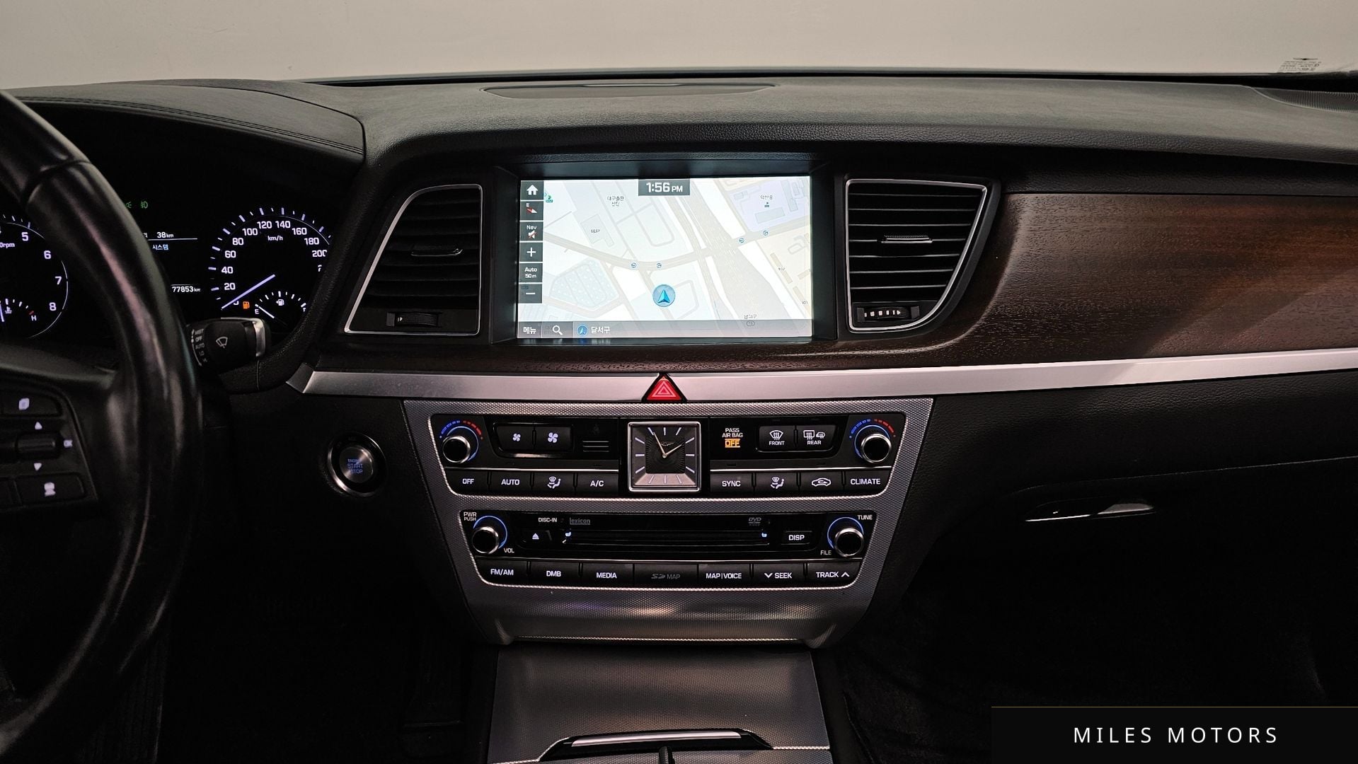 Genesis G80 2017 — миниатюра 12