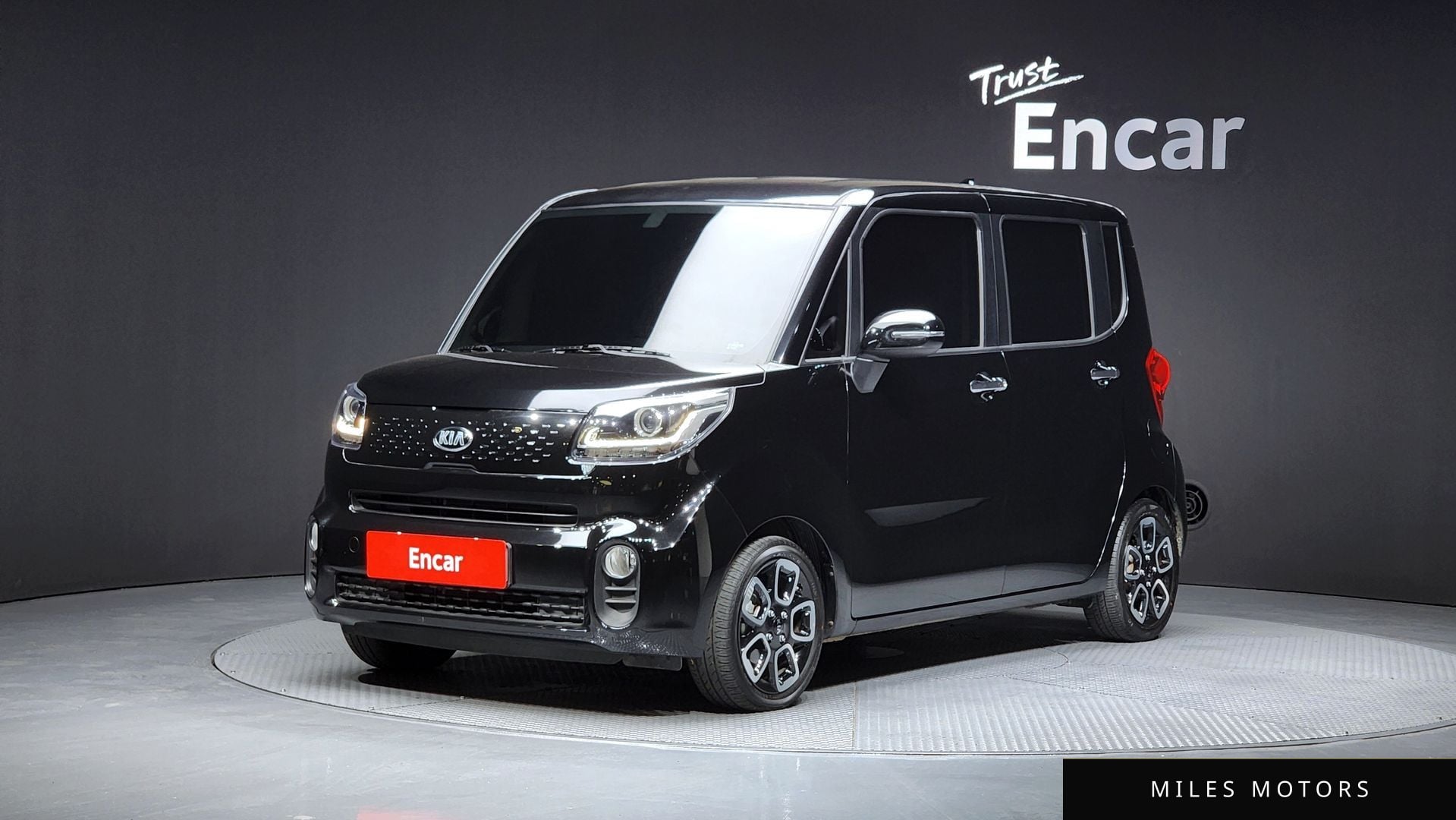 Kia RAY 2021 — фото 1 из 12