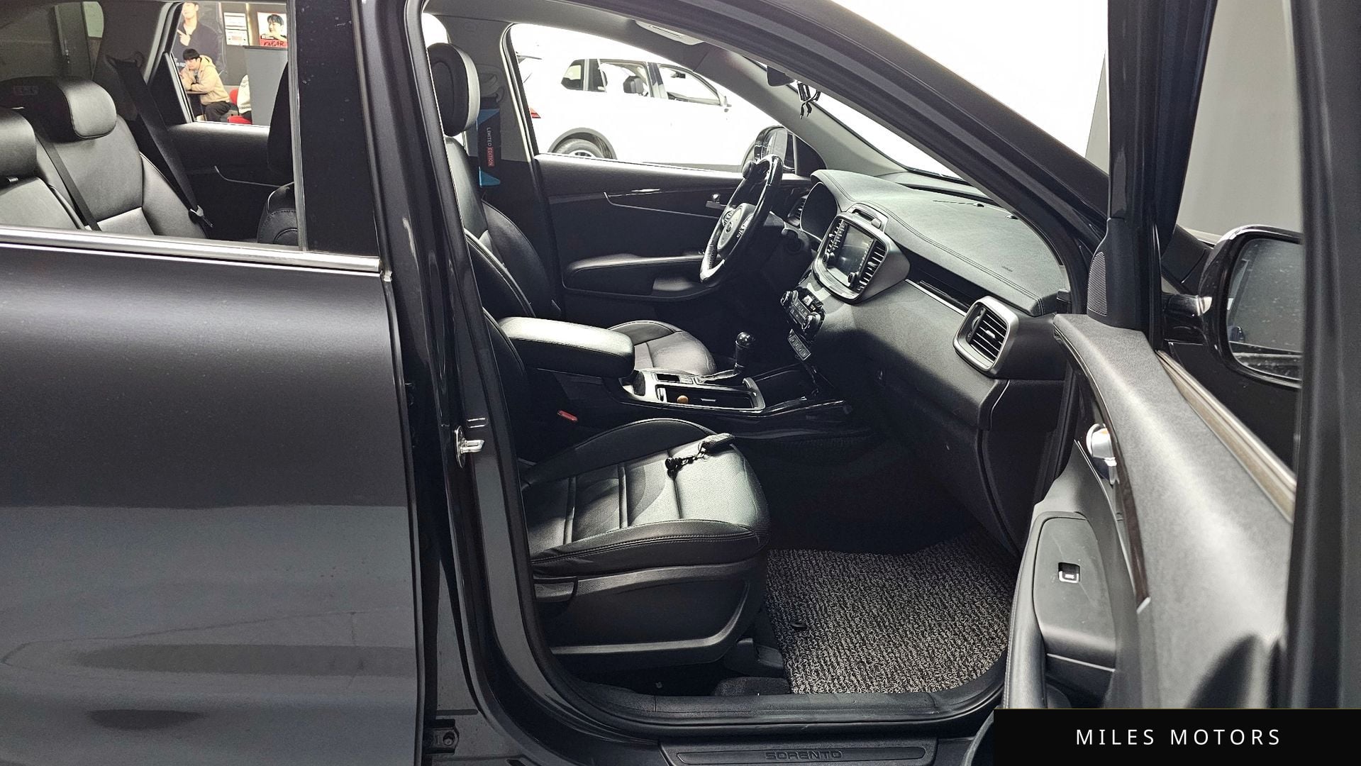 Kia Sorento 2017 — миниатюра 10
