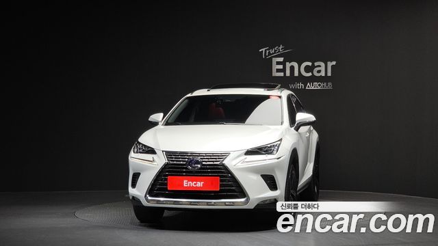 Лексус NX300h 2021 — миниатюра 3