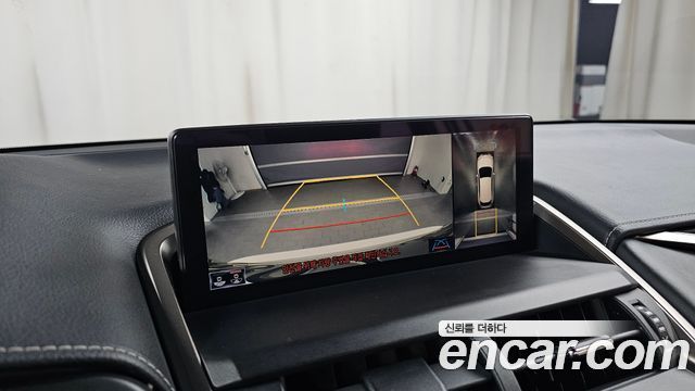 Лексус NX300h 2021 — миниатюра 17