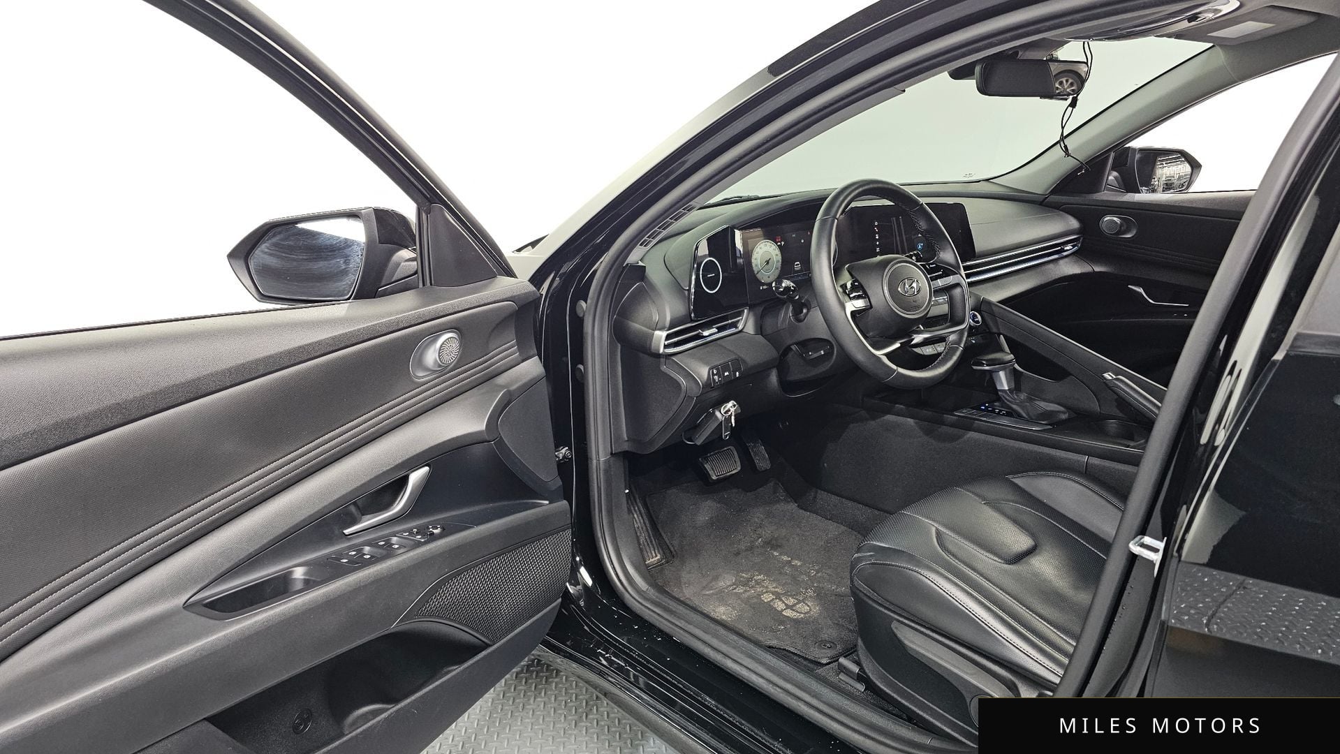 Hyundai AVANTE 2021 — миниатюра 10