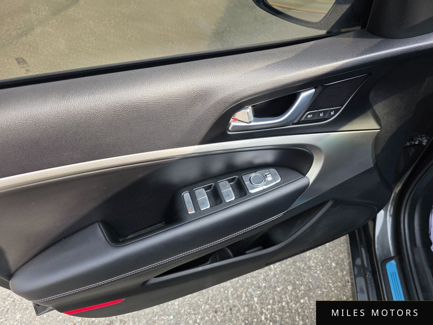 Genesis G70 2024 — миниатюра 11