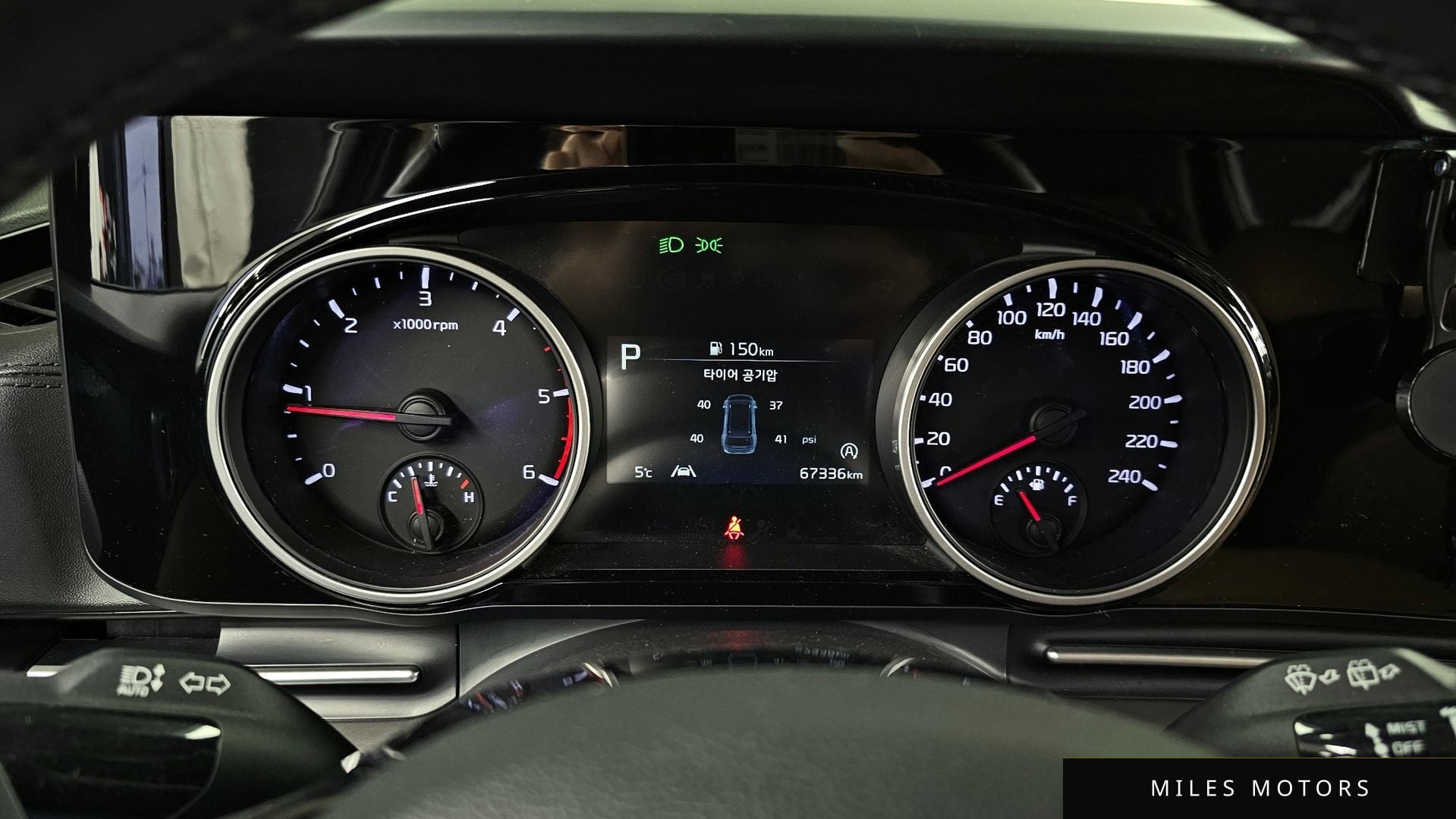 Kia Carnival 2021 — миниатюра 8