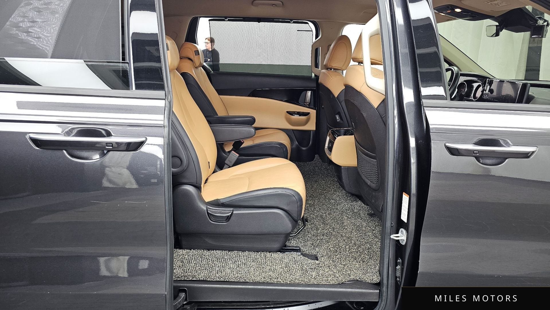 Kia Carnival 2021 — миниатюра 12