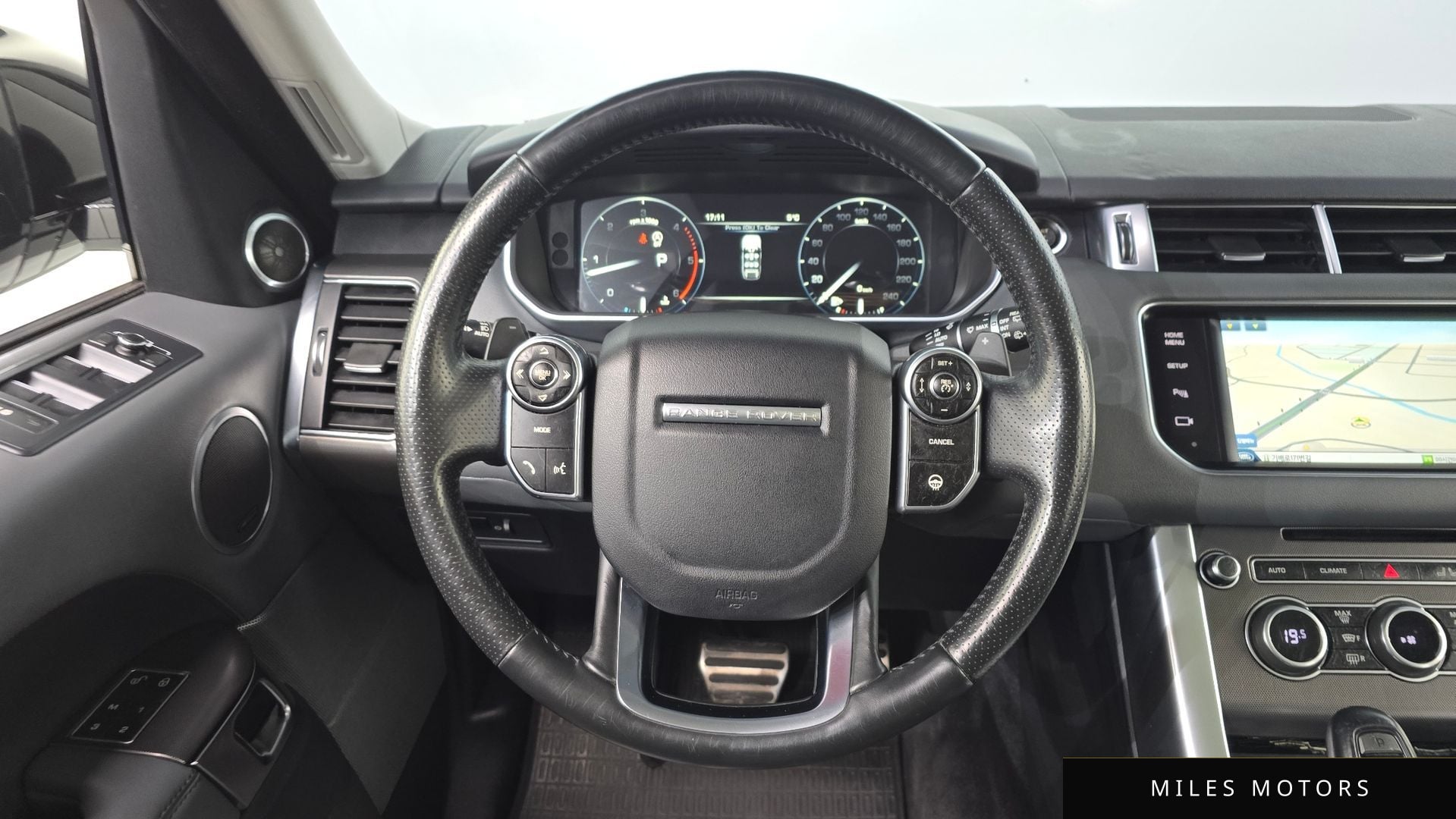 Land Rover Range Rover Sport 2014 — миниатюра 13