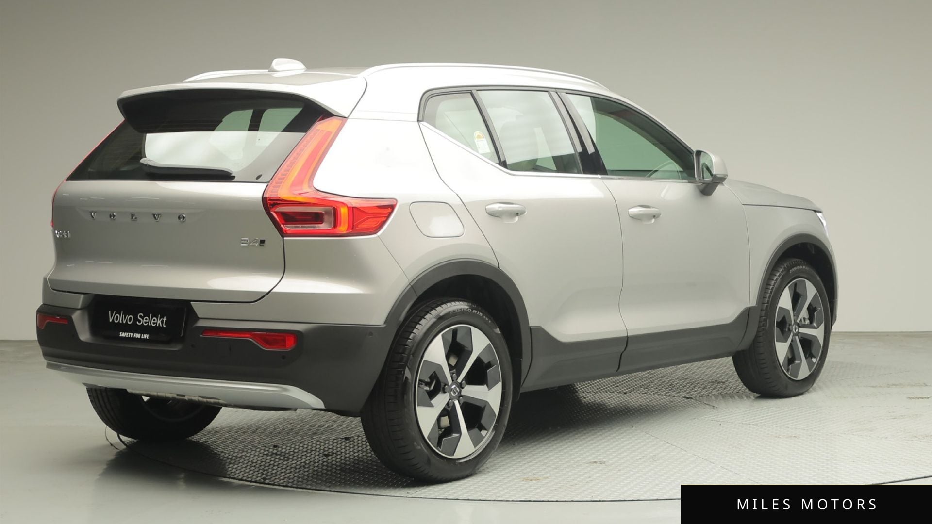 Volvo XC40 2025 — миниатюра 2