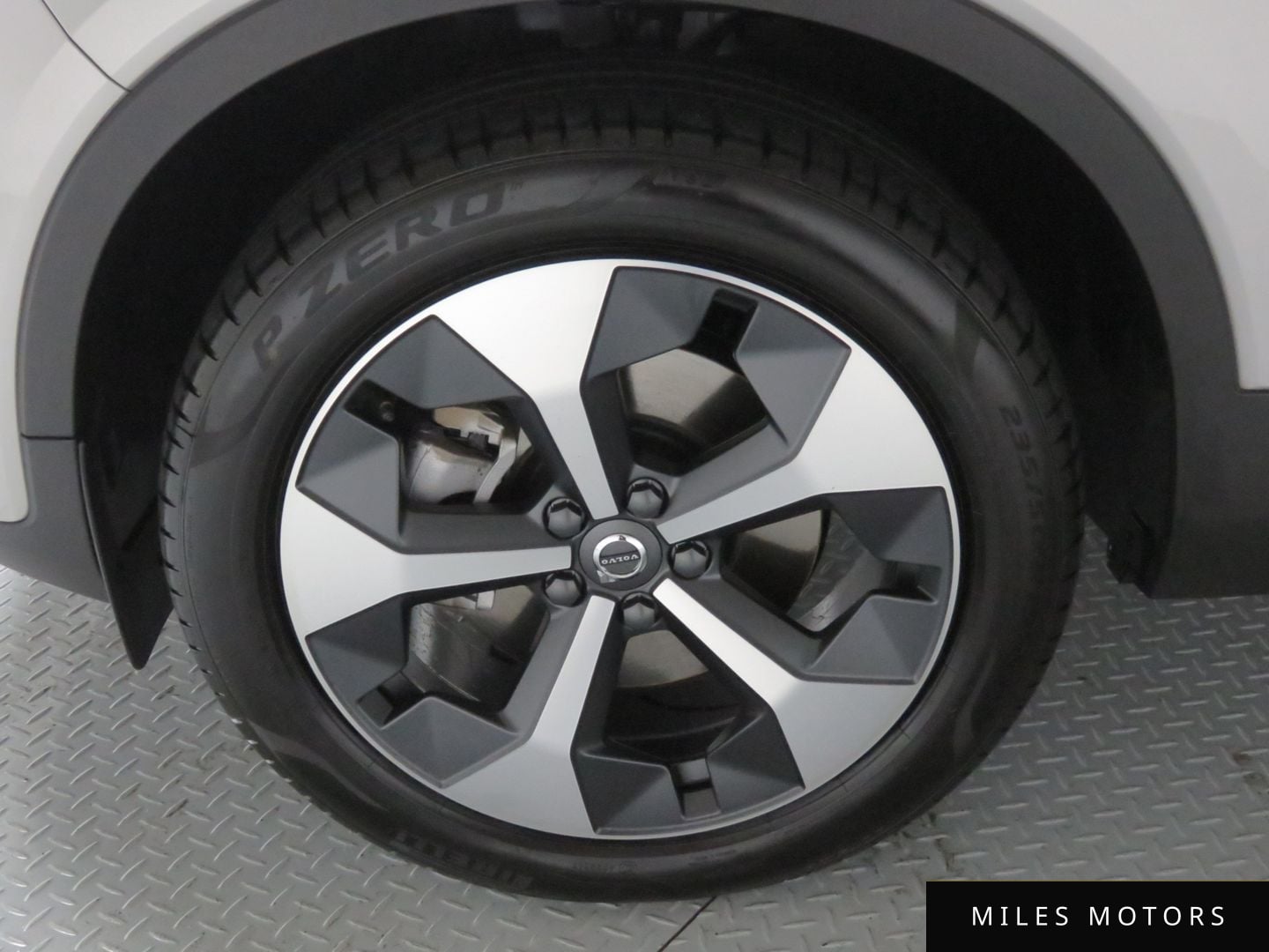 Volvo XC40 2025 — миниатюра 5