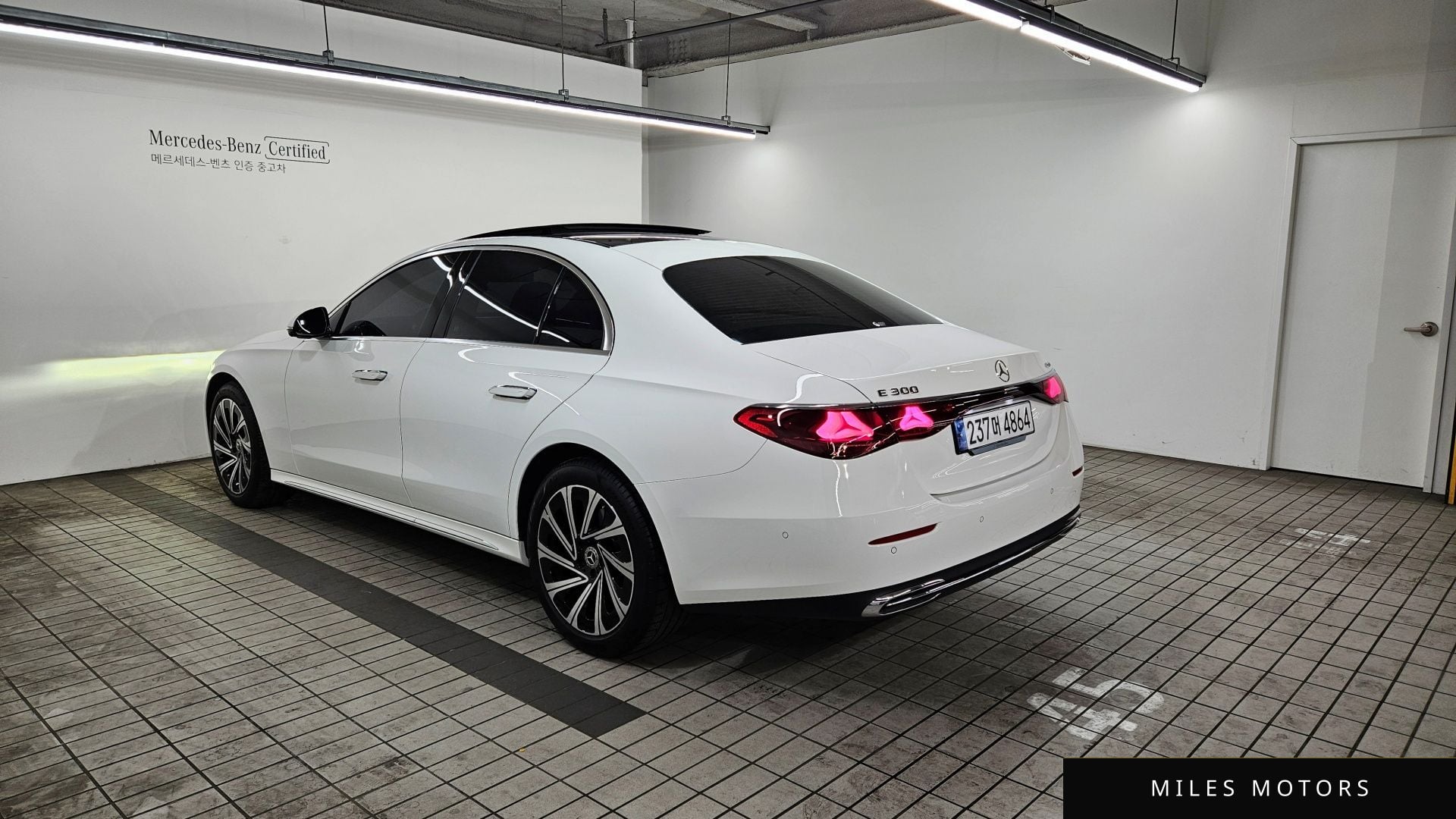 Mercedes-Benz E-Class W214 2024 — миниатюра 2