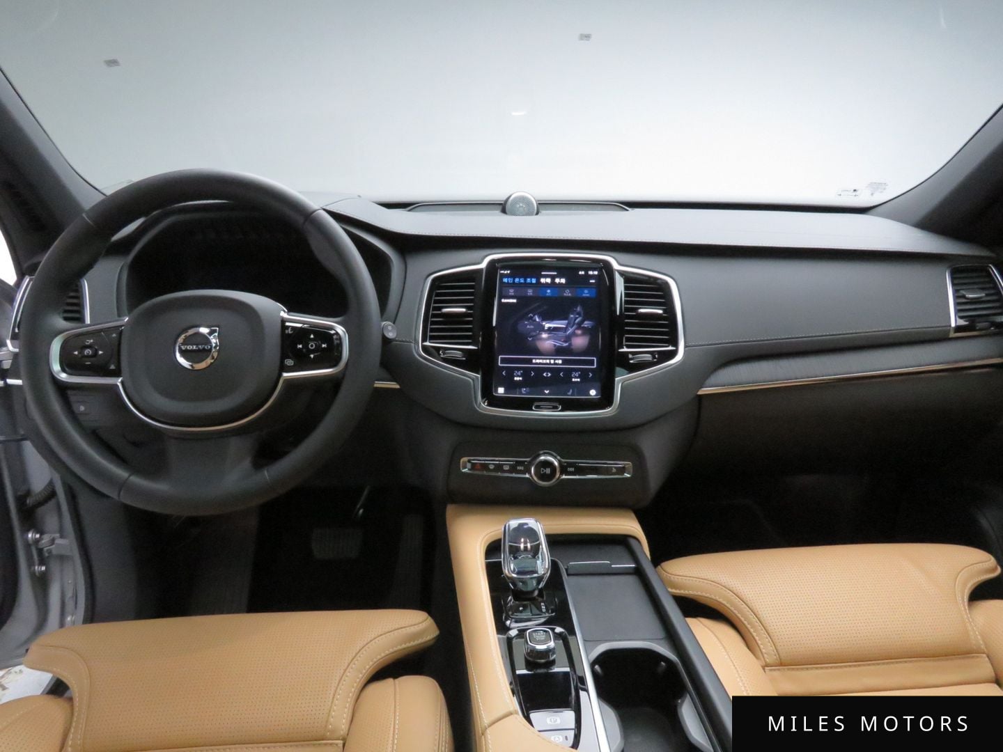 Volvo XC90 2024 — миниатюра 7