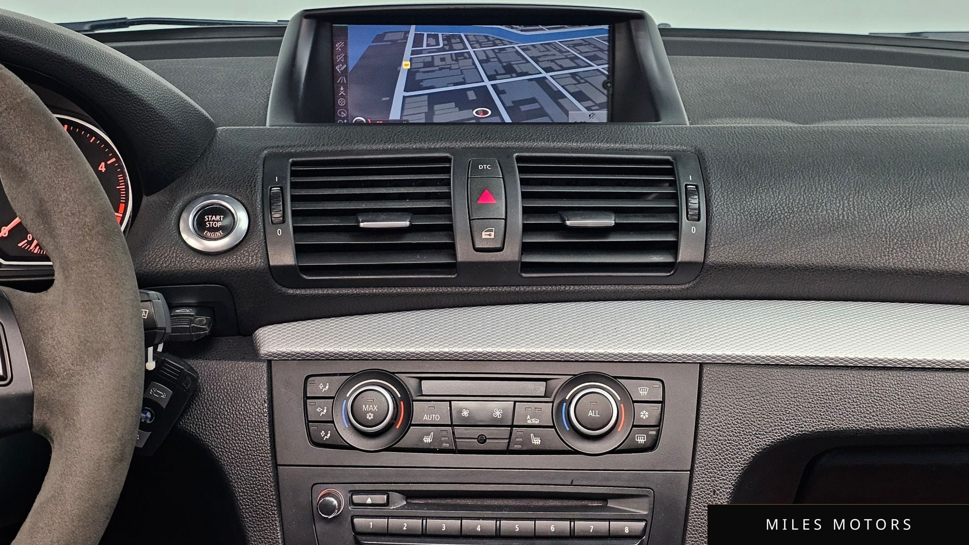 BMW 1 Series (E82) 2011 — миниатюра 14