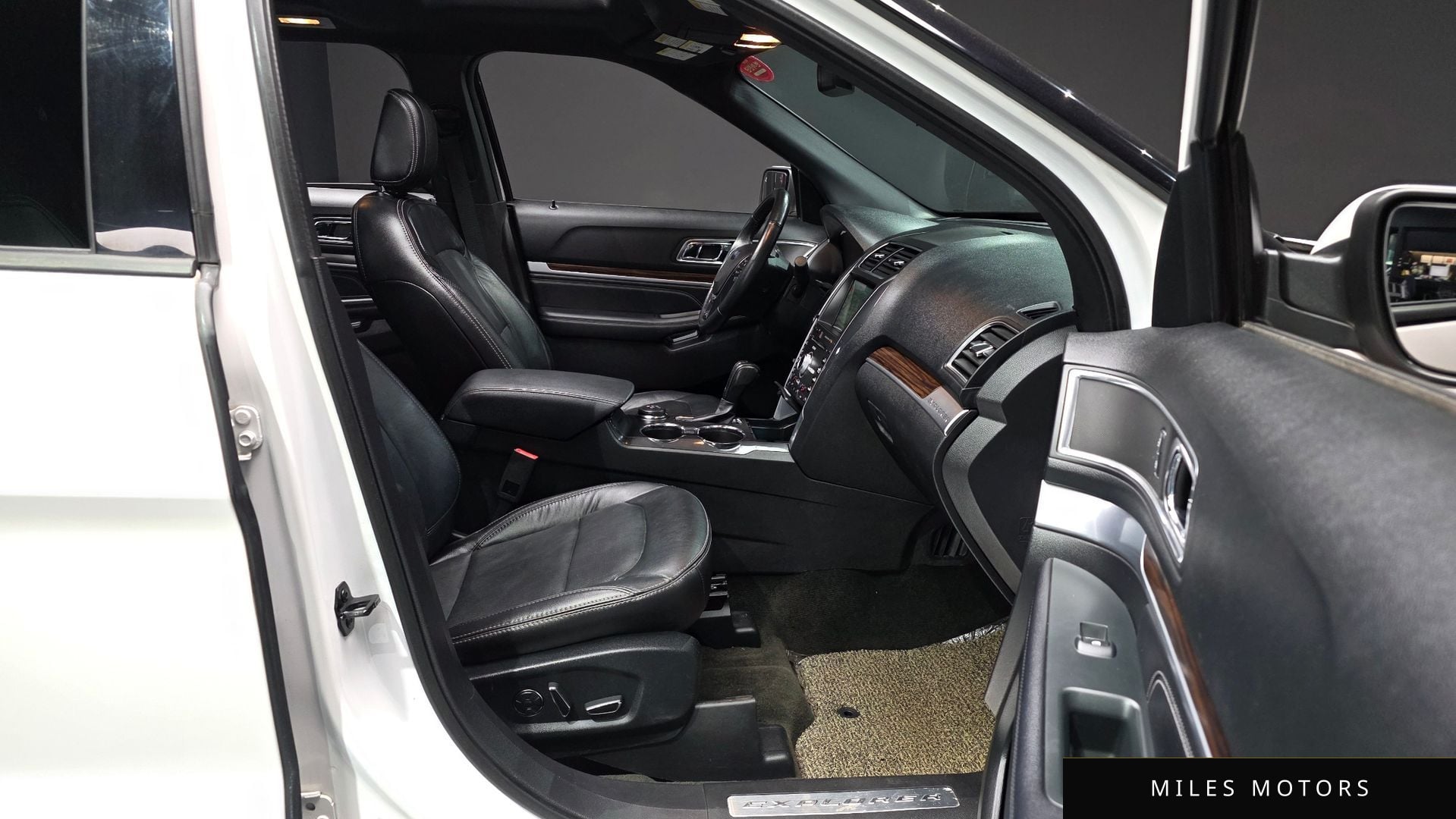 Ford Explorer 2018 — миниатюра 10